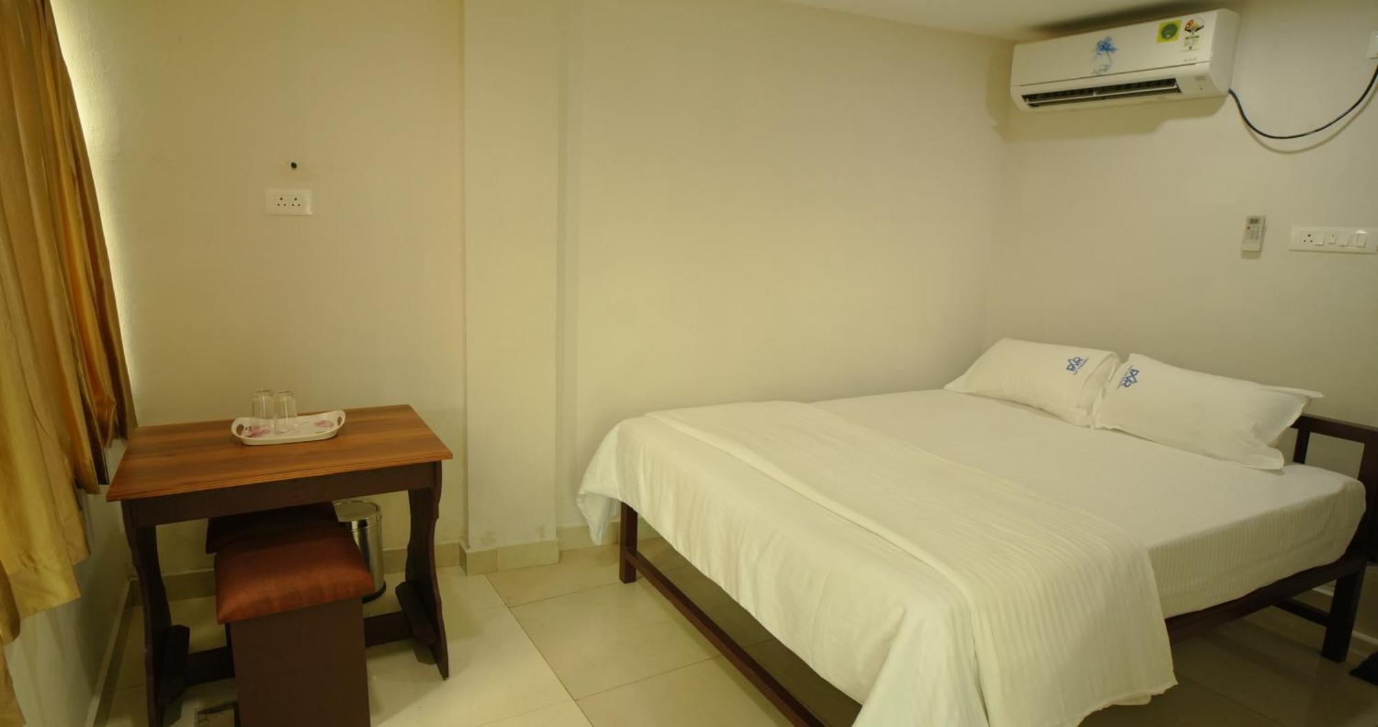 Port View Residency Pvr 호텔 니둠바서리 외부 사진