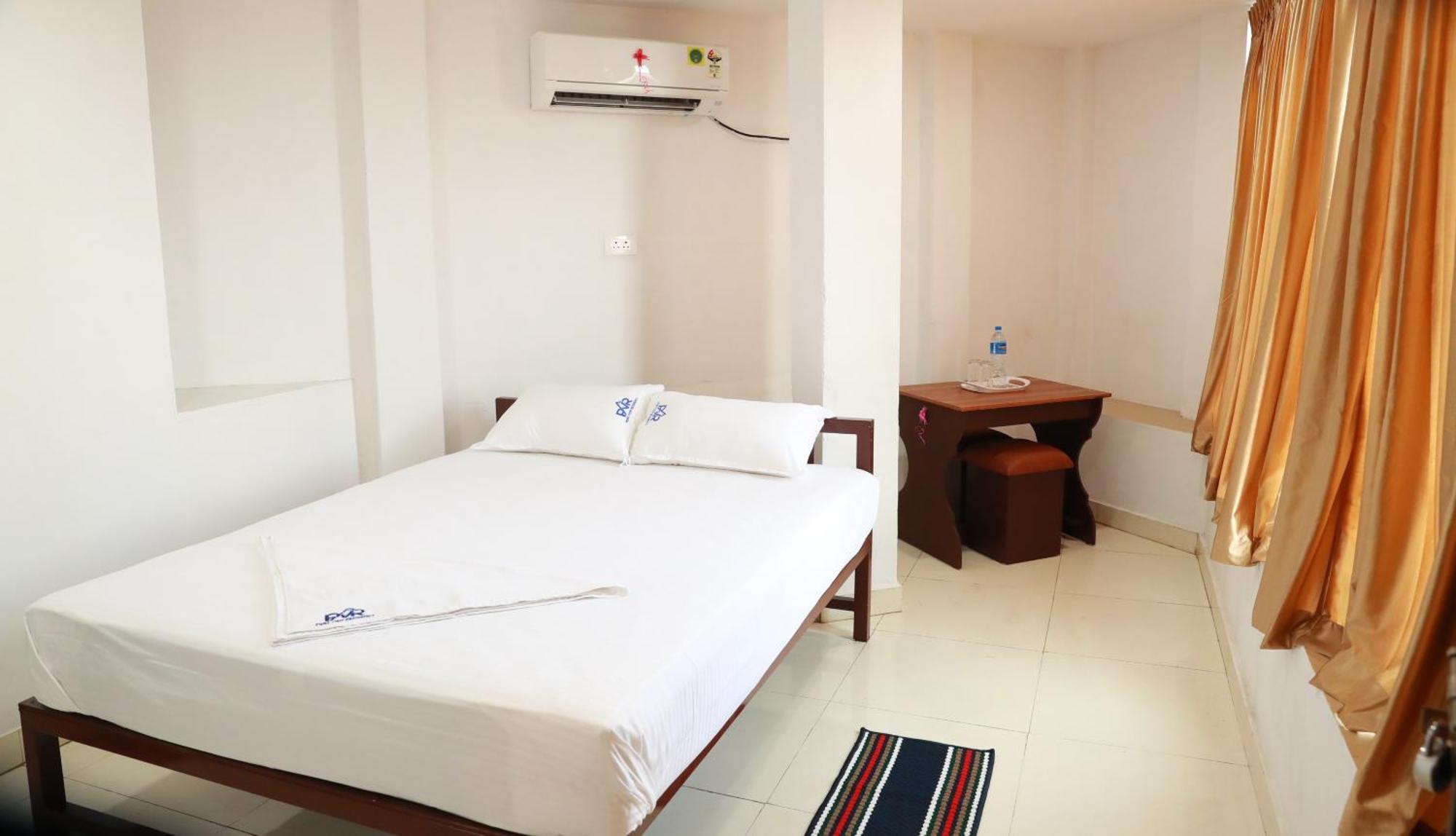 Port View Residency Pvr 호텔 니둠바서리 외부 사진