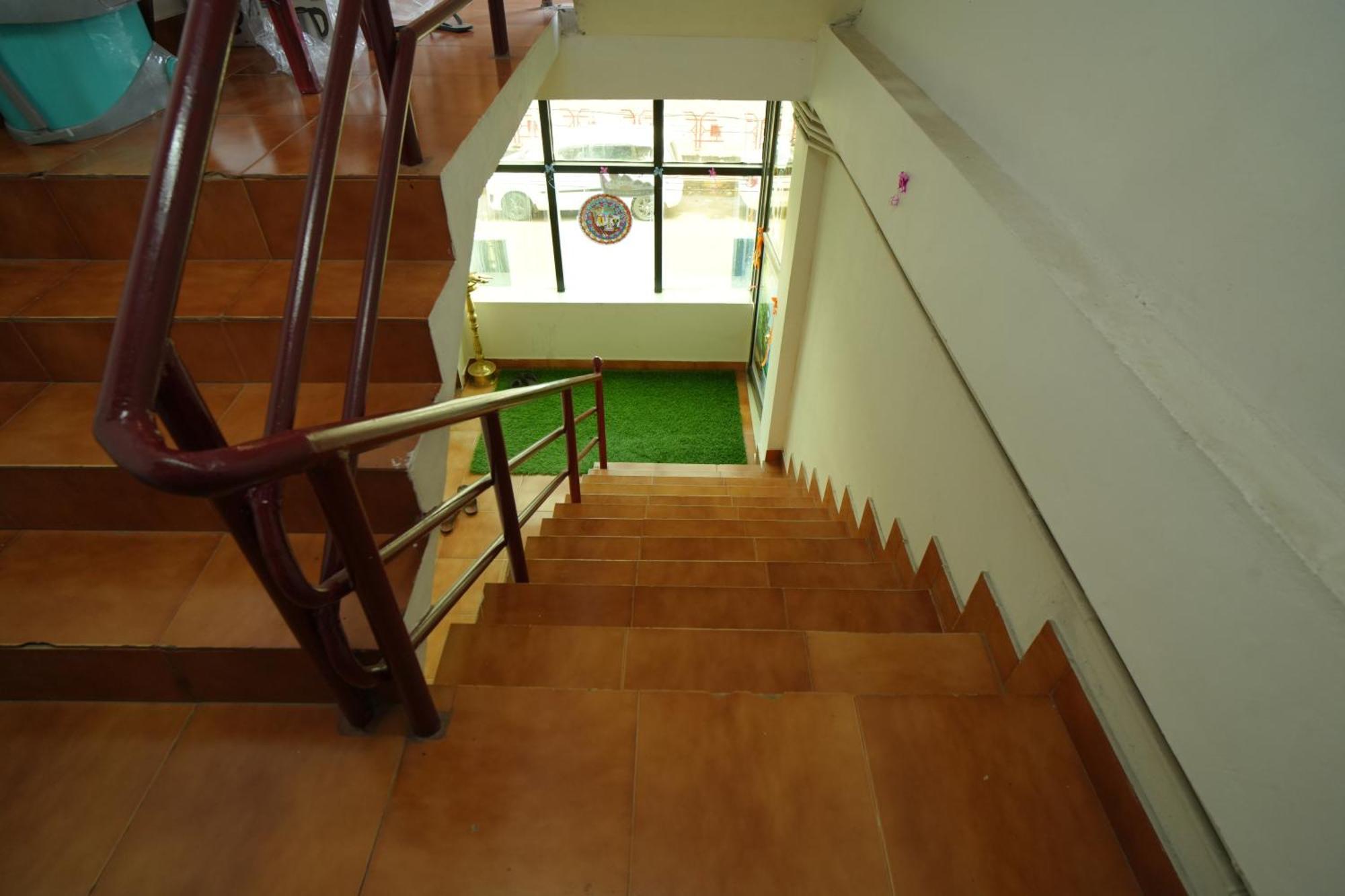 Port View Residency Pvr 호텔 니둠바서리 외부 사진